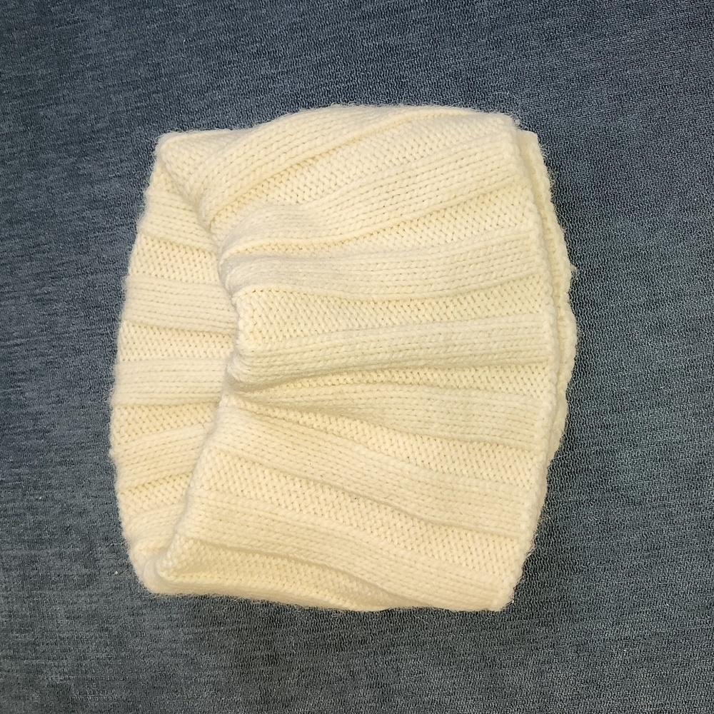 NWOT Banana Republic ivory merino wool/alpaca/acrylic turtleneck scarf